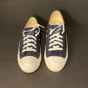 Bata Bullets Navy Low Top without box.  Converse like. Mens 8 / Womens 10.  New